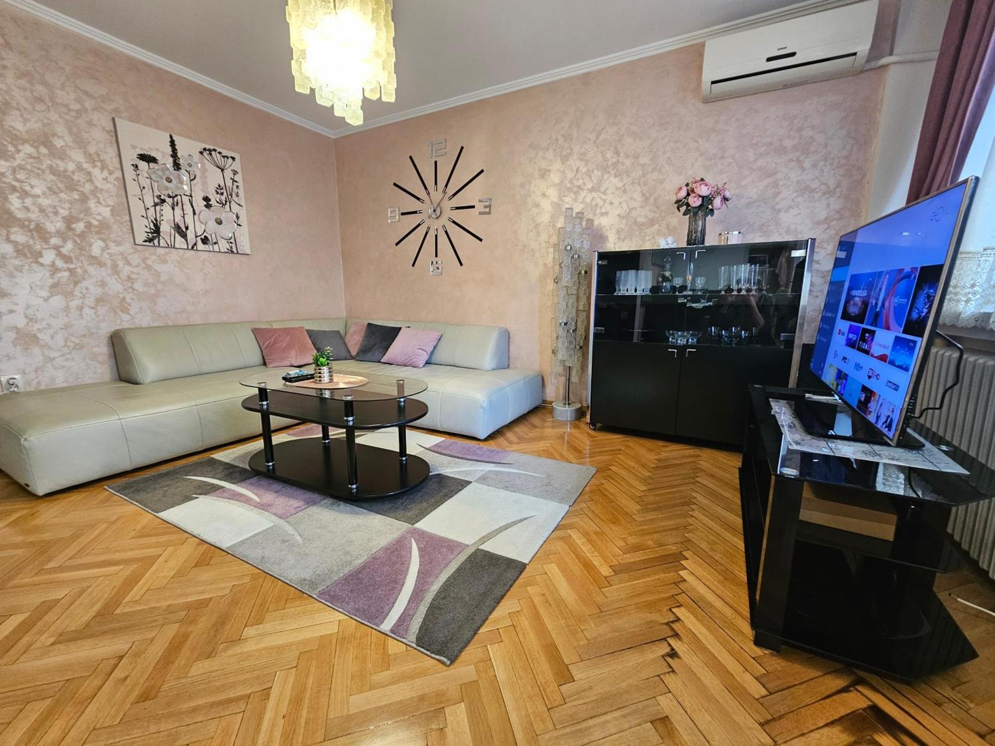 Slavija Apartment Белград Экстерьер фото